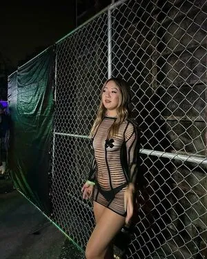 Simona Shao OnlyFans Leaked Free Thumbnail Picture - #8yjmc8wiYk