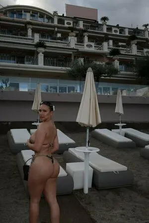 Simonaaaab OnlyFans Leaked Free Thumbnail Picture - #2D45lkFA5K