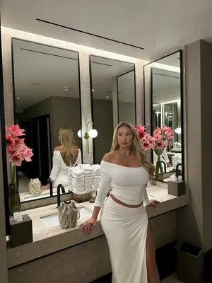 Simonaaaab OnlyFans Leaked Free Thumbnail Picture - #4q93Rsy4Zv