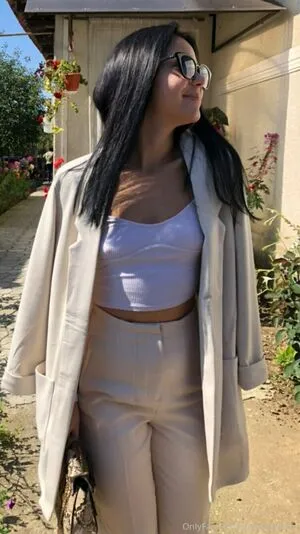 Simonadobra OnlyFans Leaked Free Thumbnail Picture - #rEwtdXv5vi
