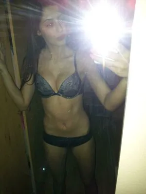 Simonaivanova Pmu OnlyFans Leaked Free Thumbnail Picture - #gAffsq8XL2