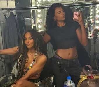 Simone Ashley OnlyFans Leaked Free Thumbnail Picture - #1wO2cx5sB5