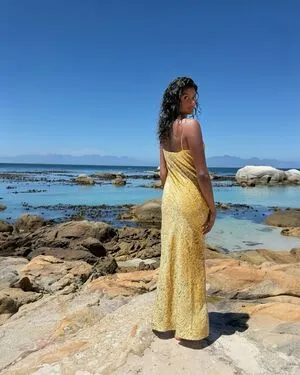 Simone Ashley OnlyFans Leaked Free Thumbnail Picture - #6aUVW4N4Ac