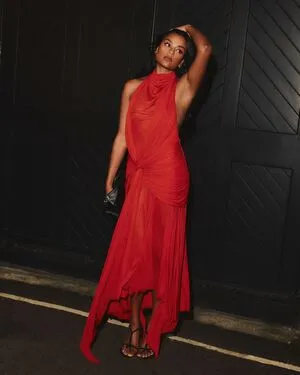 Simone Ashley OnlyFans Leaked Free Thumbnail Picture - #AZbsQXyIDI