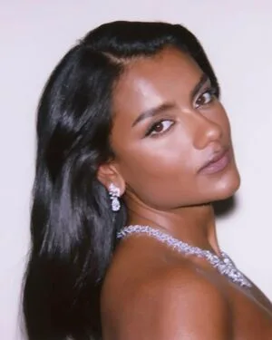 Simone Ashley OnlyFans Leaked Free Thumbnail Picture - #AzRKtLnLQy