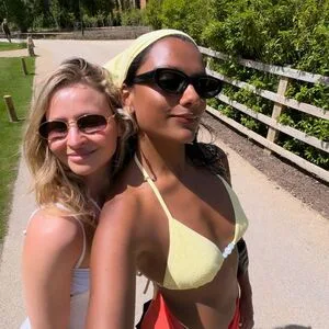 Simone Ashley OnlyFans Leaked Free Thumbnail Picture - #BE4W9z3IuS
