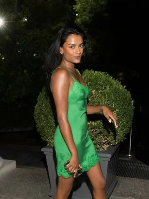 Simone Ashley OnlyFans Leaked Free Thumbnail Picture - #EZk4OjpzDk