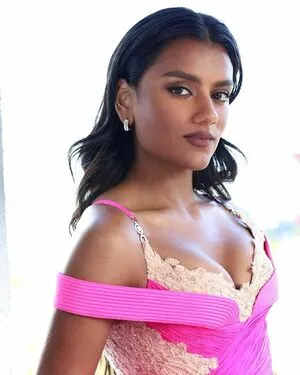 Simone Ashley OnlyFans Leaked Free Thumbnail Picture - #G6AsOWoKbt