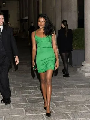 Simone Ashley OnlyFans Leaked Free Thumbnail Picture - #HPUZDwmeNW