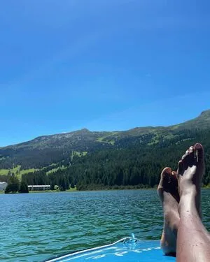 Simone Ashley OnlyFans Leaked Free Thumbnail Picture - #KofRO4Ell3