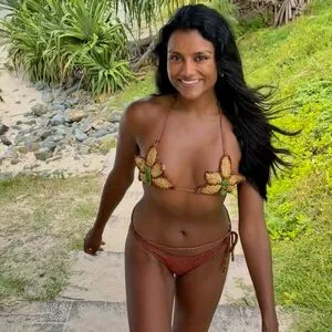 Simone Ashley OnlyFans Leaked Free Thumbnail Picture - #VsZFY6iwU9