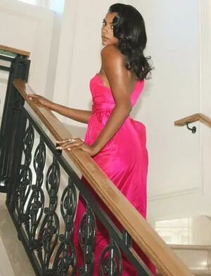 Simone Ashley OnlyFans Leaked Free Thumbnail Picture - #Z1jZAzMAuJ