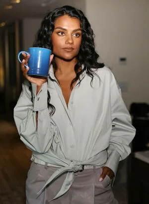 Simone Ashley OnlyFans Leaked Free Thumbnail Picture - #isxGMKUklp