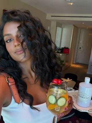 Simone Ashley OnlyFans Leaked Free Thumbnail Picture - #wmrWQOQEgr