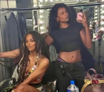 Simone Ashley OnlyFans Leaked Free Thumbnail Picture - #yXB6x7TCyR