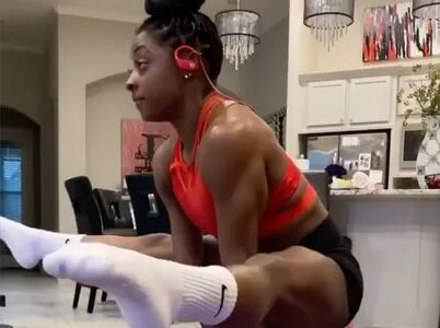 Simone Biles OnlyFans Leaked Free Thumbnail Picture - #DmJzI6DYWV