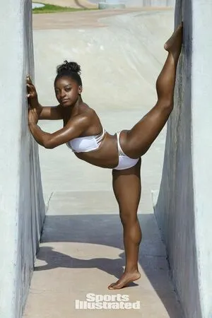 Simone Biles OnlyFans Leaked Free Thumbnail Picture - #Flg9IA7JBa