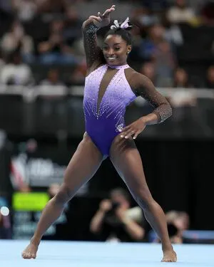 Simone Biles OnlyFans Leaked Free Thumbnail Picture - #MgQs0coiY5