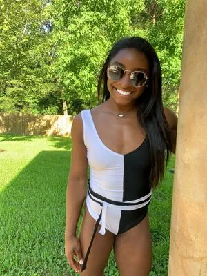 Simone Biles OnlyFans Leaked Free Thumbnail Picture - #TIDnXyR55p