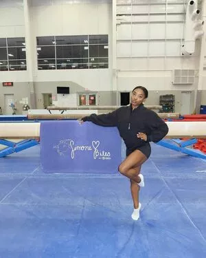 Simone Biles OnlyFans Leaked Free Thumbnail Picture - #Uzynf9bc3V