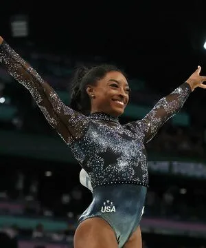 Simone Biles OnlyFans Leaked Free Thumbnail Picture - #inWegwqu7e