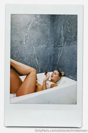 Simone Christensen OnlyFans Leaked Free Thumbnail Picture - #vHD7mupsO0