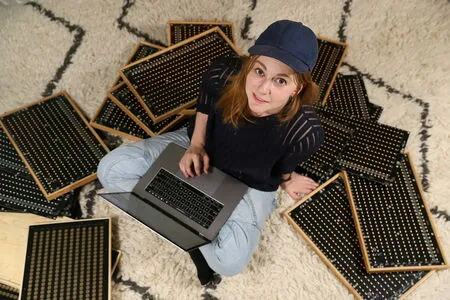 Simone Giertz OnlyFans Leaked Free Thumbnail Picture - #2pWQysvG6N