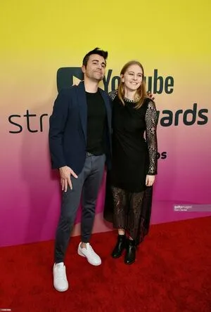 Simone Giertz OnlyFans Leaked Free Thumbnail Picture - #3meBJbna8p