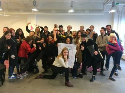 Simone Giertz OnlyFans Leaked Free Thumbnail Picture - #M7ovzuxE2w