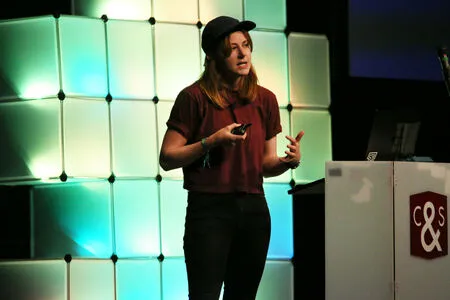 Simone Giertz OnlyFans Leaked Free Thumbnail Picture - #o81ILftdJl