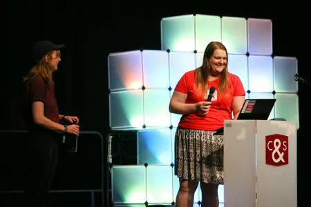 Simone Giertz OnlyFans Leaked Free Thumbnail Picture - #xNOOYk5PUS