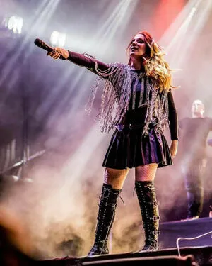 Simone Simons OnlyFans Leaked Free Thumbnail Picture - #bA8YOTnRcy