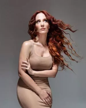 Simone Simons OnlyFans Leaked Free Thumbnail Picture - #ypXnddS8rz