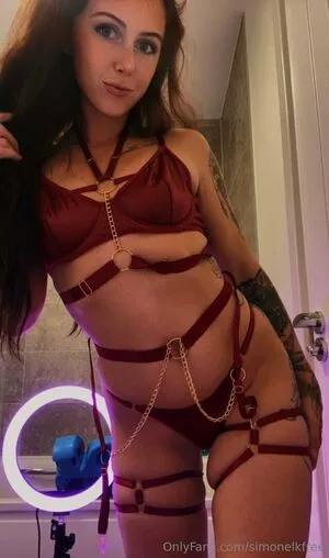 Simonelkfree OnlyFans Leaked Free Thumbnail Picture - #Cmnrij9O4M