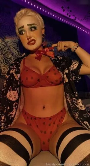 Simple Succubus OnlyFans Leaked Free Thumbnail Picture - #sLtGUopnWU