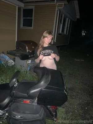 Simplust OnlyFans Leaked Free Thumbnail Picture - #9mc5SNaIOd