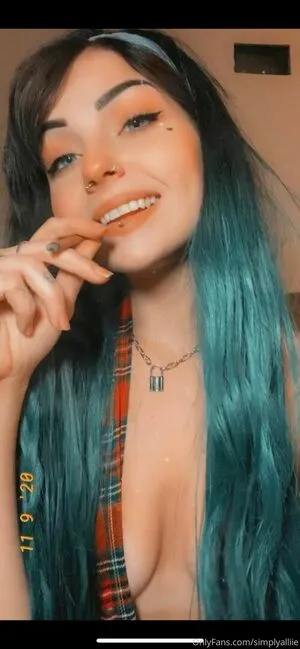 Simplyalliie OnlyFans Leaked Free Thumbnail Picture - #zh76C9E5Rl
