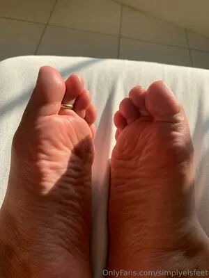 Simplyelsfeet OnlyFans Leaked Free Thumbnail Picture - #B7NHMvSBBv