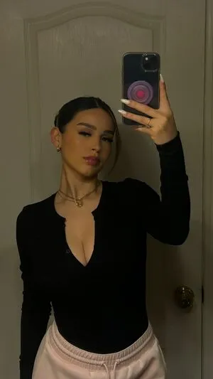 Simplyneidaa OnlyFans Leaked Free Thumbnail Picture - #FPFpaHZoMo