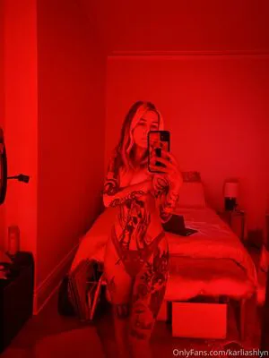 Simpwhisperer OnlyFans Leaked Free Thumbnail Picture - #DfcdwBNfqh