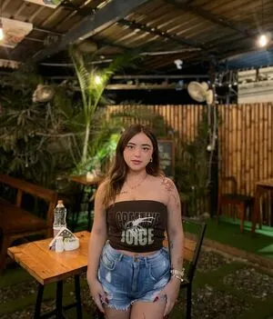 Simranyonzon OnlyFans Leaked Free Thumbnail Picture - #RDVgVe3q2d