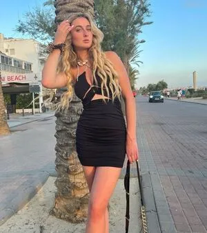 Sina Marie Reen OnlyFans Leaked Free Thumbnail Picture - #4NbocBUDYY