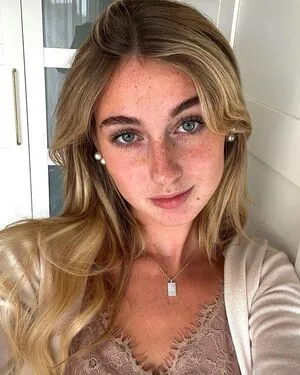 Sina Marie Reen OnlyFans Leaked Free Thumbnail Picture - #K7ad37NyUm