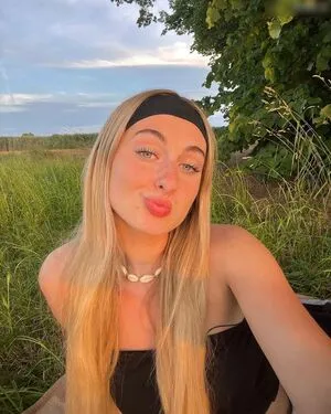 Sina Marie Reen OnlyFans Leaked Free Thumbnail Picture - #TQ7aZBB5Tp