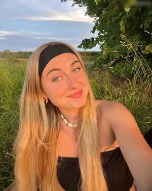 Sina Marie Reen OnlyFans Leaked Free Thumbnail Picture - #YjccxxWEB3
