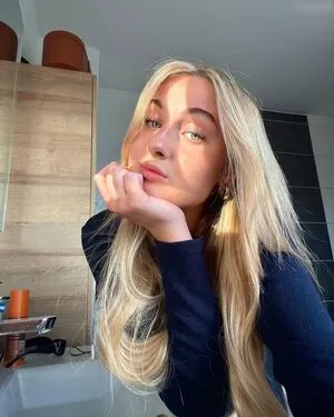 Sina Marie Reen OnlyFans Leaked Free Thumbnail Picture - #iza1PZLgln