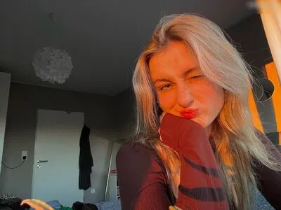 Sina Marie Reen OnlyFans Leaked Free Thumbnail Picture - #yYzVOWQ8XU