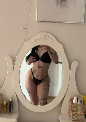 Sinarwtz OnlyFans Leaked Free Thumbnail Picture - #5kx1Hbviwg