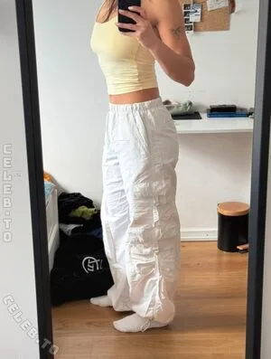 Sinaue OnlyFans Leaked Free Thumbnail Picture - #0MnctfY2c9