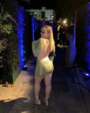 Sinawynne OnlyFans Leaked Free Thumbnail Picture - #qhR0NqRNJK